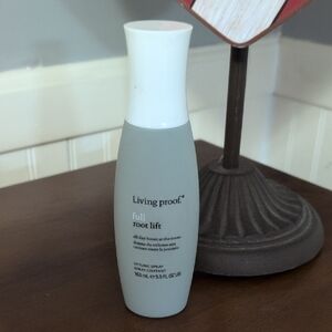 Living Proof Root Lift Styling Spray
